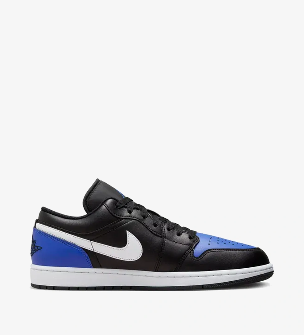 Jordan Jordan Air 1 Low Erkek model görseli