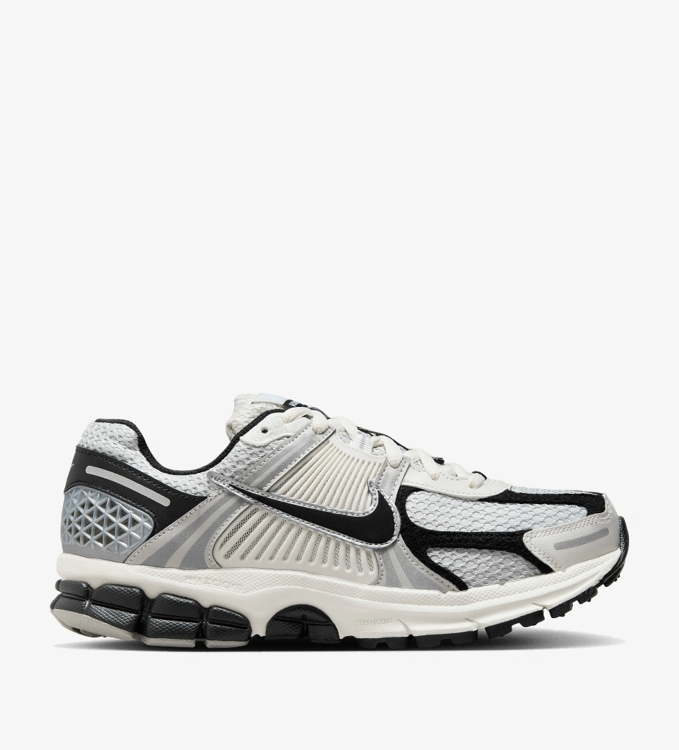 Nike Zoom Vomero 5 Kadın Beyaz Spor Ayakkabı