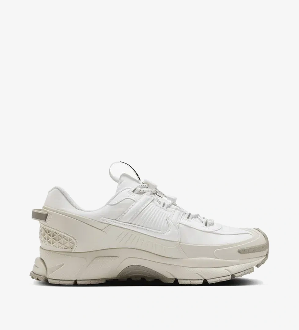 Nike Zoom Vomero 5 Roam Summit Unisex Beyaz Sneaker