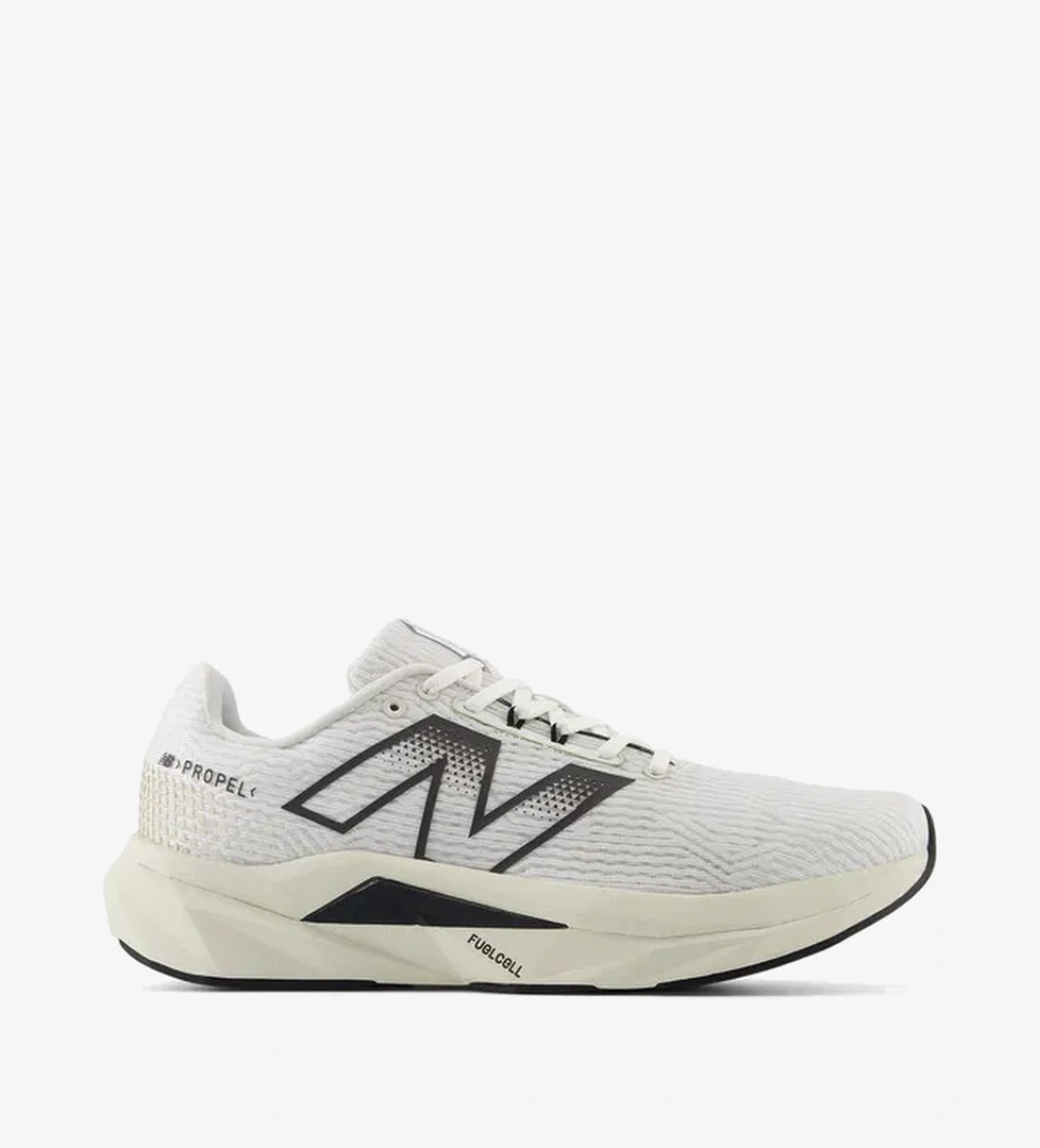 New Balance FuelCell Propel v5 Erkek Beyaz Spor Ayakkabı