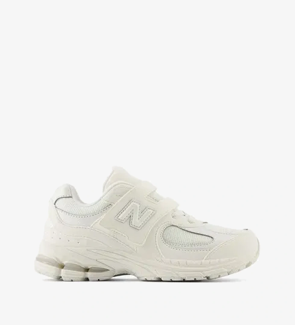 New Balance New Balance 2002 Çocuk Beyaz Spor Ayakkabı model görseli