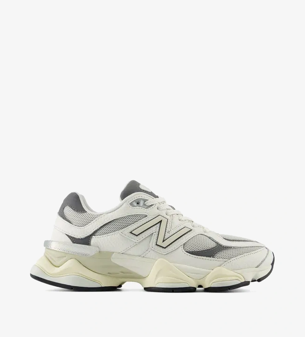New Balance 9060 Kadın Beyaz Sneaker