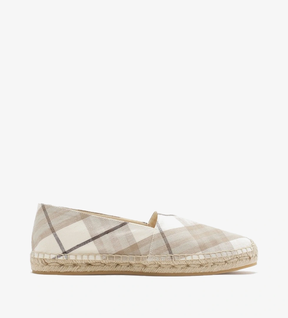 Burberry Burberry Kadın Beyaz Ayakkabı Occasion'da! Beyaz - 1. görsel