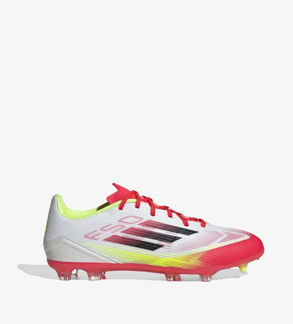 Adidas adidas Erkek Beyaz Halı Saha Kramponu model görseli