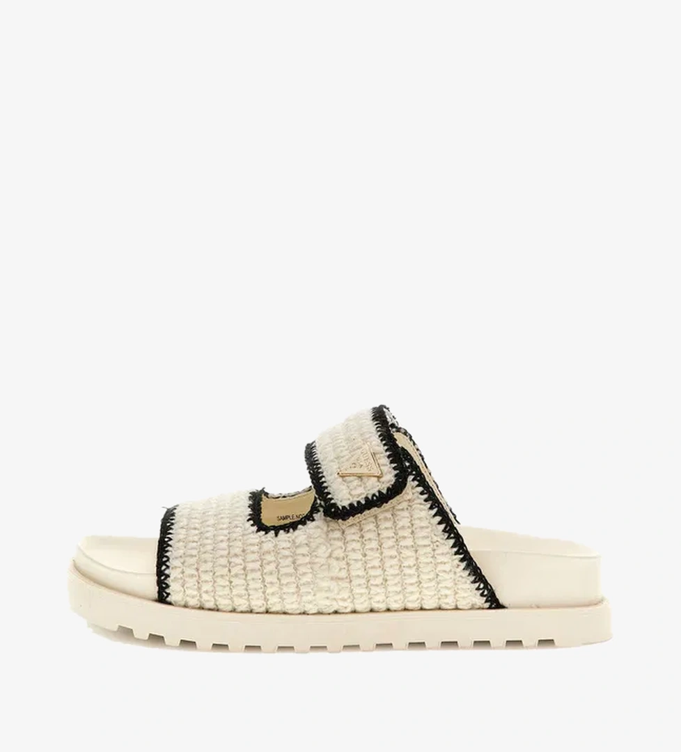 Guess Guess Fadenna  Kadın Renkli Terlik model görseli