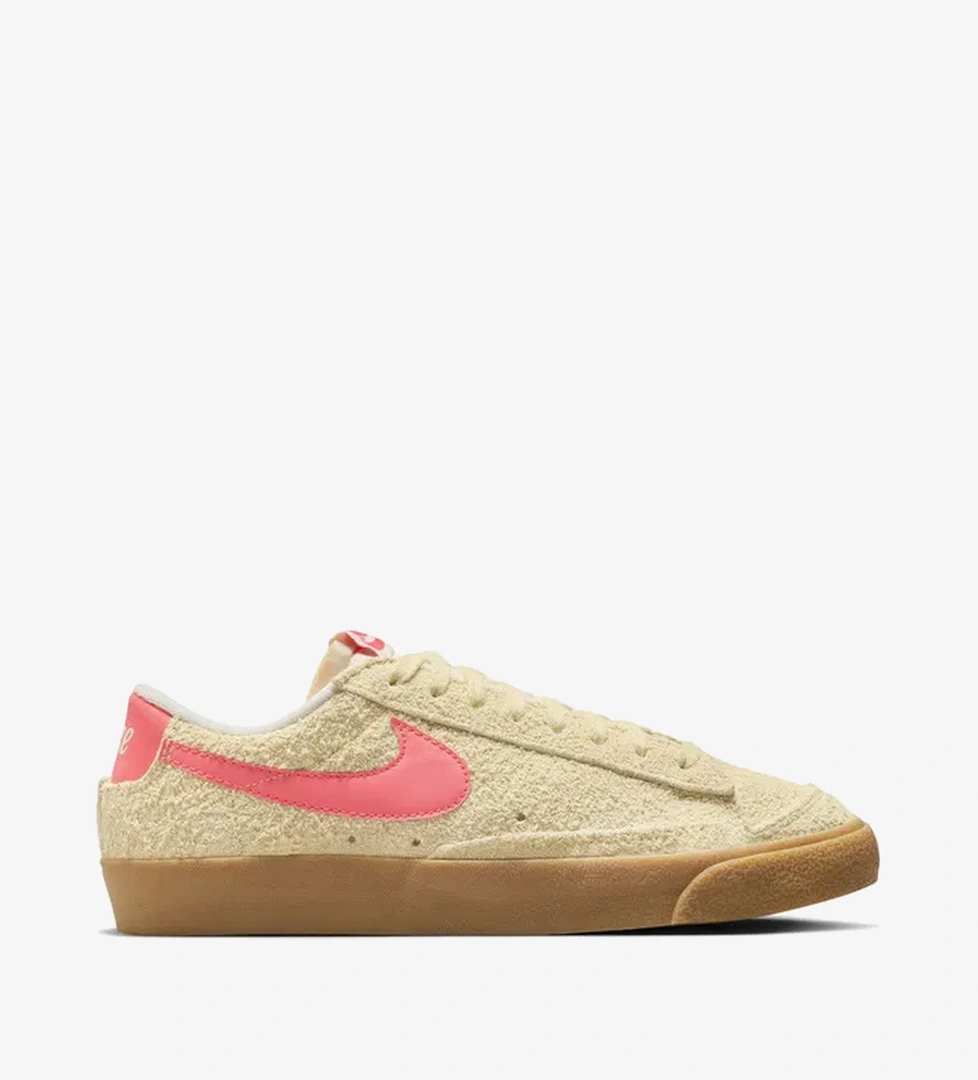 Nike Blazer Low 77 Vintage Kadın Sarı Spor Ayakkabı