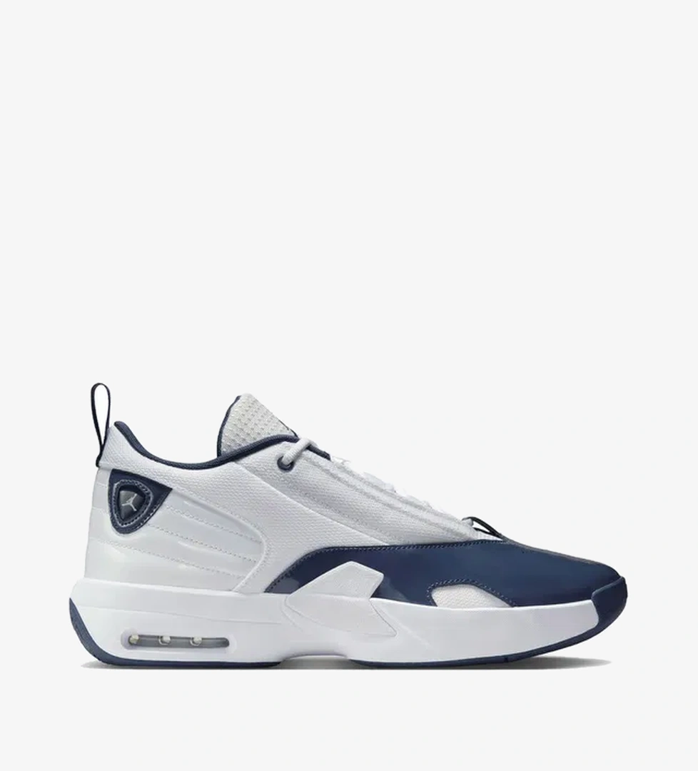 Jordan Max Aura 6 Erkek Beyaz Basketbol Ayakkabısı