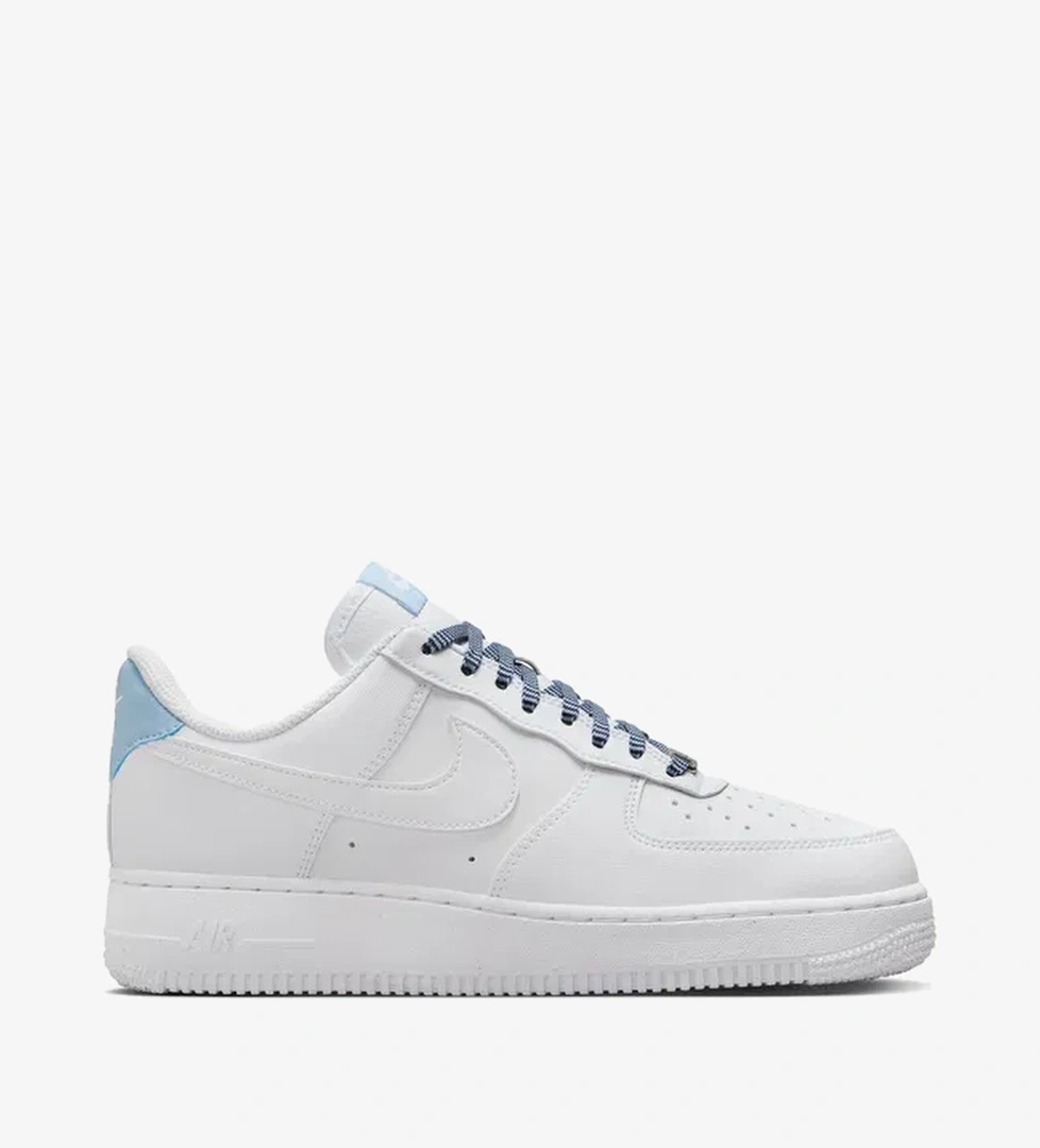 Nike Nike Air Force 1 Low Kadın Beyaz Sneaker model görseli