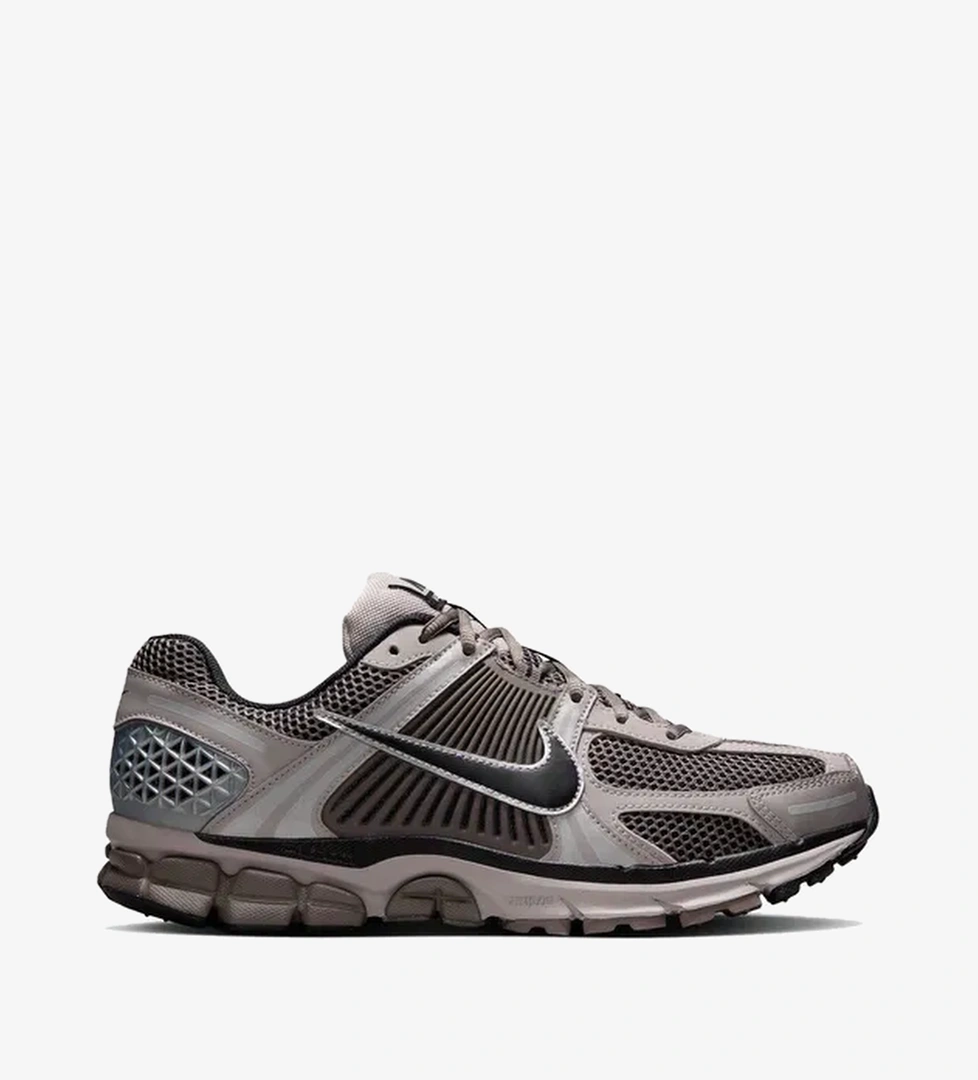Nike Zoom Vomero 5 Erkek Gri Spor Ayakkabı