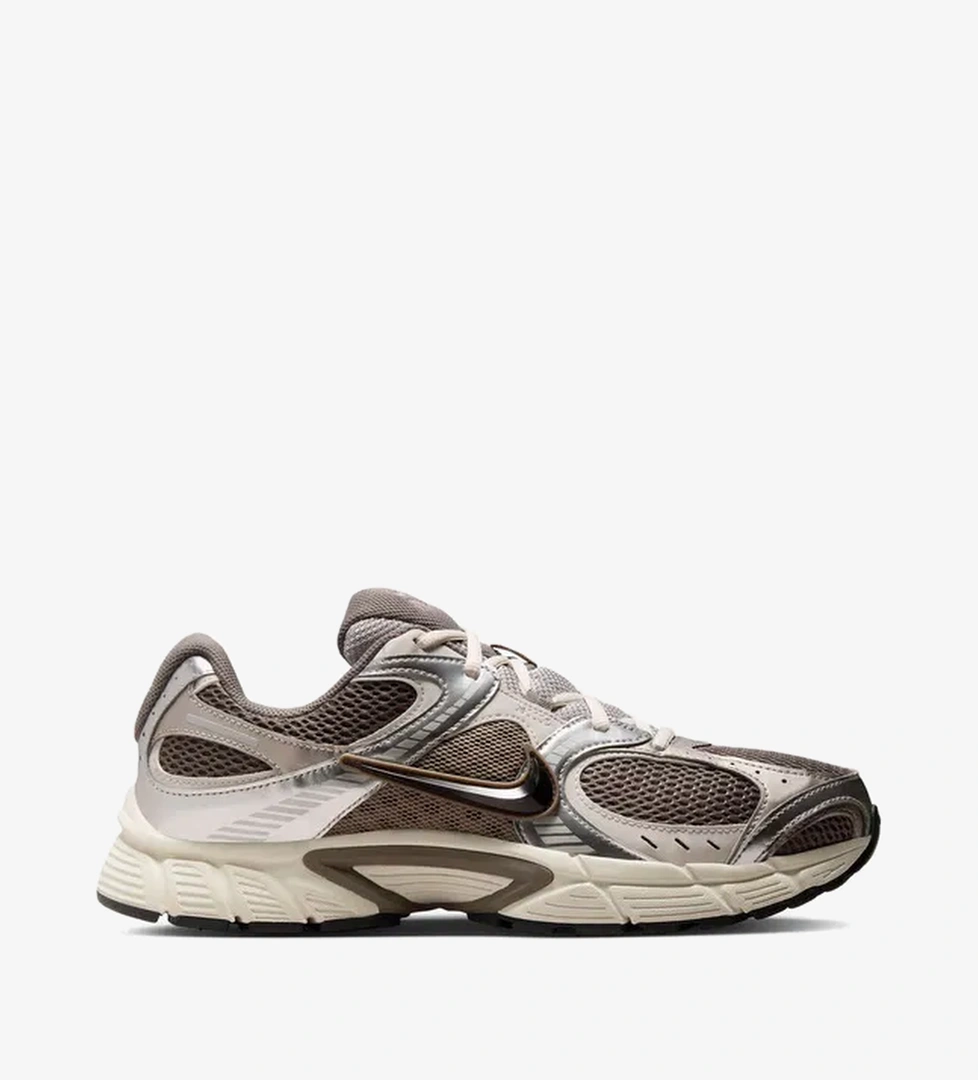 Nike Nike Günlük Erkek V5 Kahverengi Rnr Spor Ayakkabı model görseli