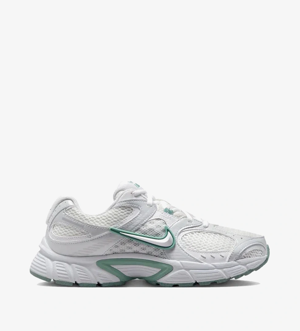 Nike Beyaz Nike V5 RNR