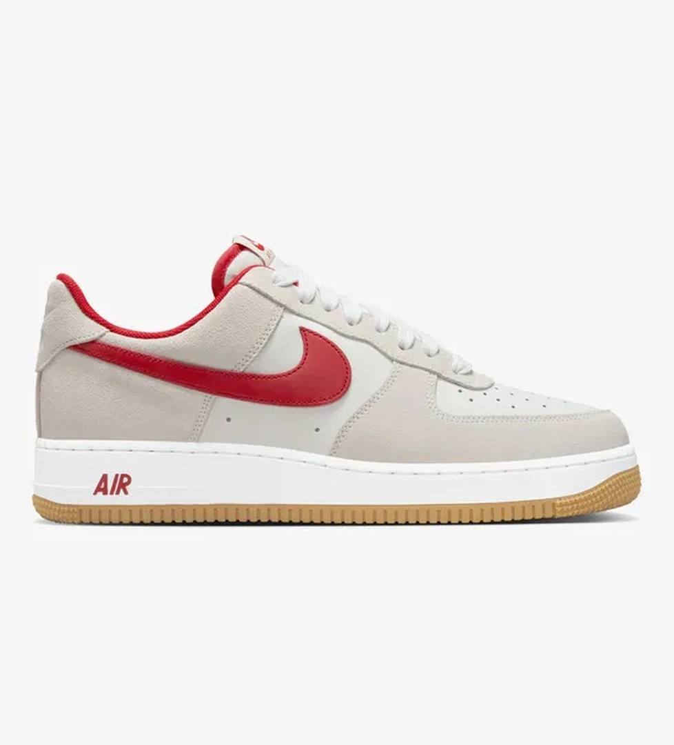 Nike Air Force 1 '07 LV8 Erkek Beyaz Spor Ayakkabı