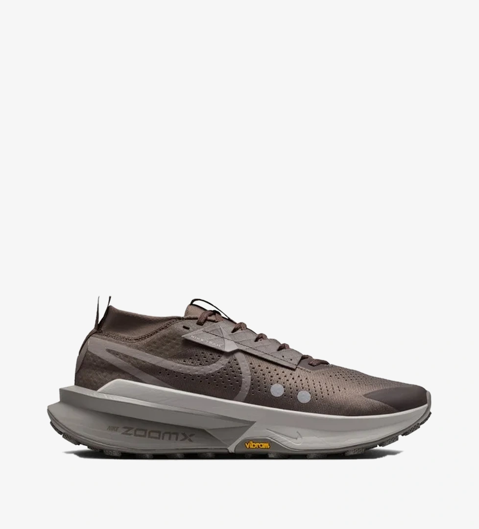 Gri Nike Zegama