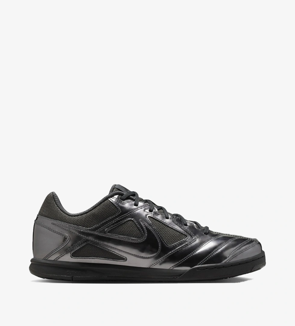 Nike Gri Nike Gato