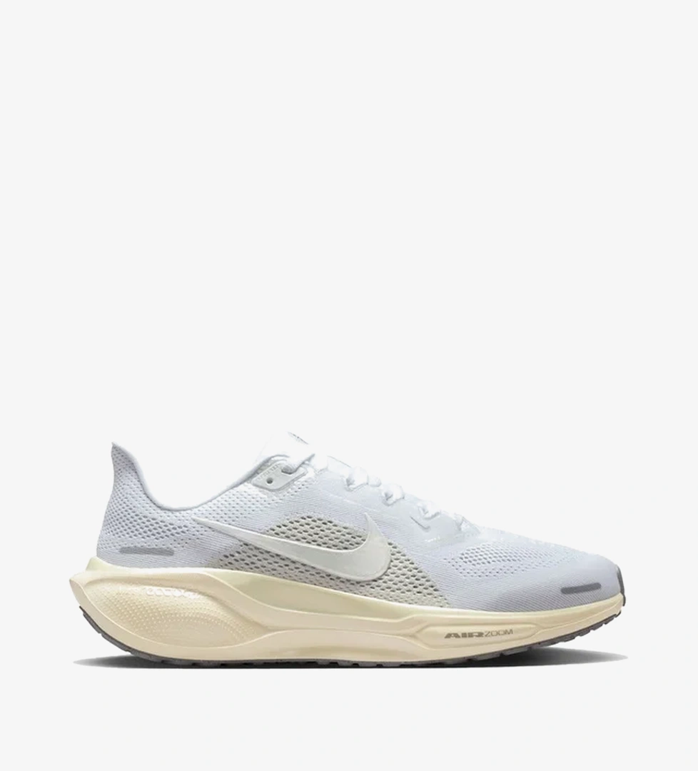Nike Pegasus 41 Kadın Beyaz Koşu Ayakkabısı