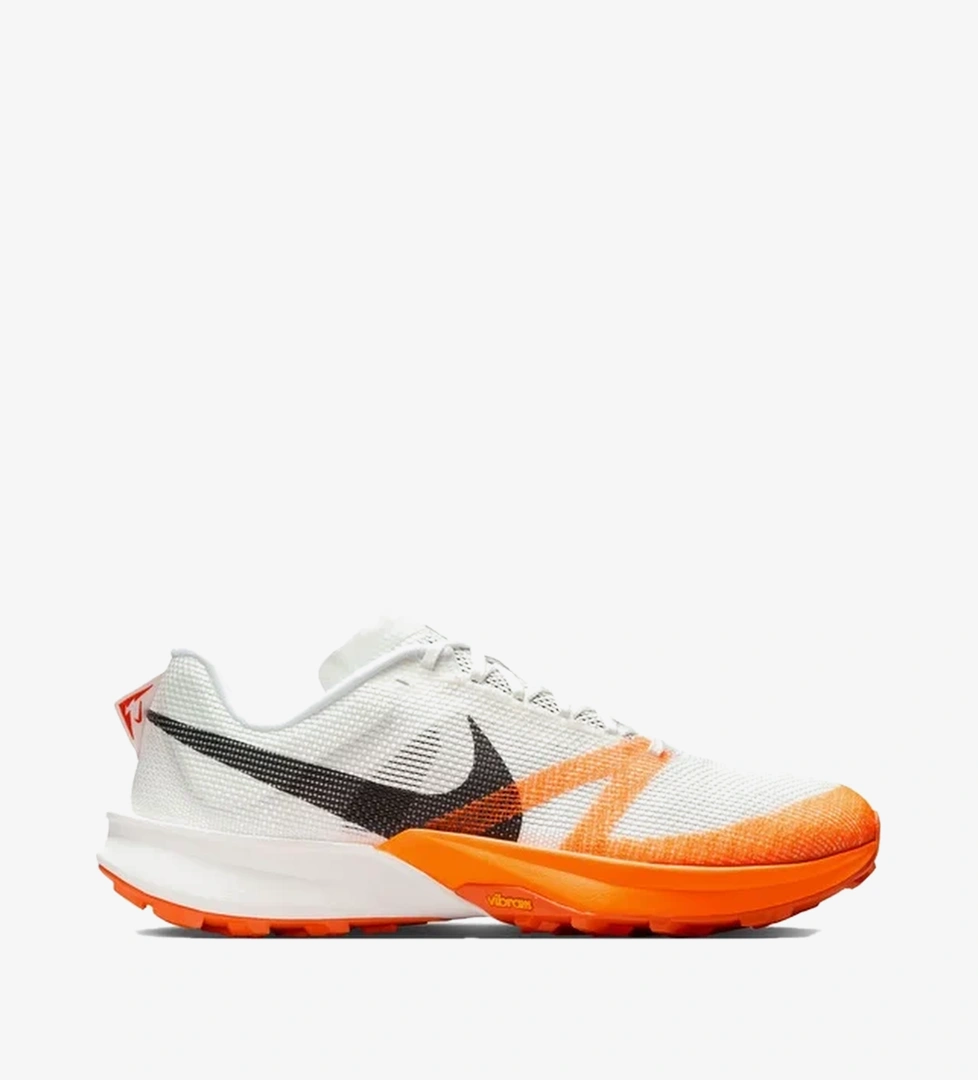 Beyaz Nike Kiger