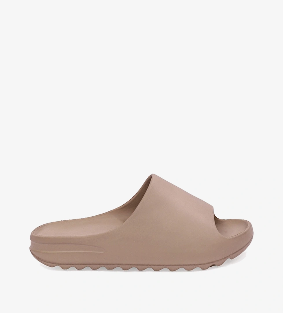 First Company Vizon First Company 26y Yeezy