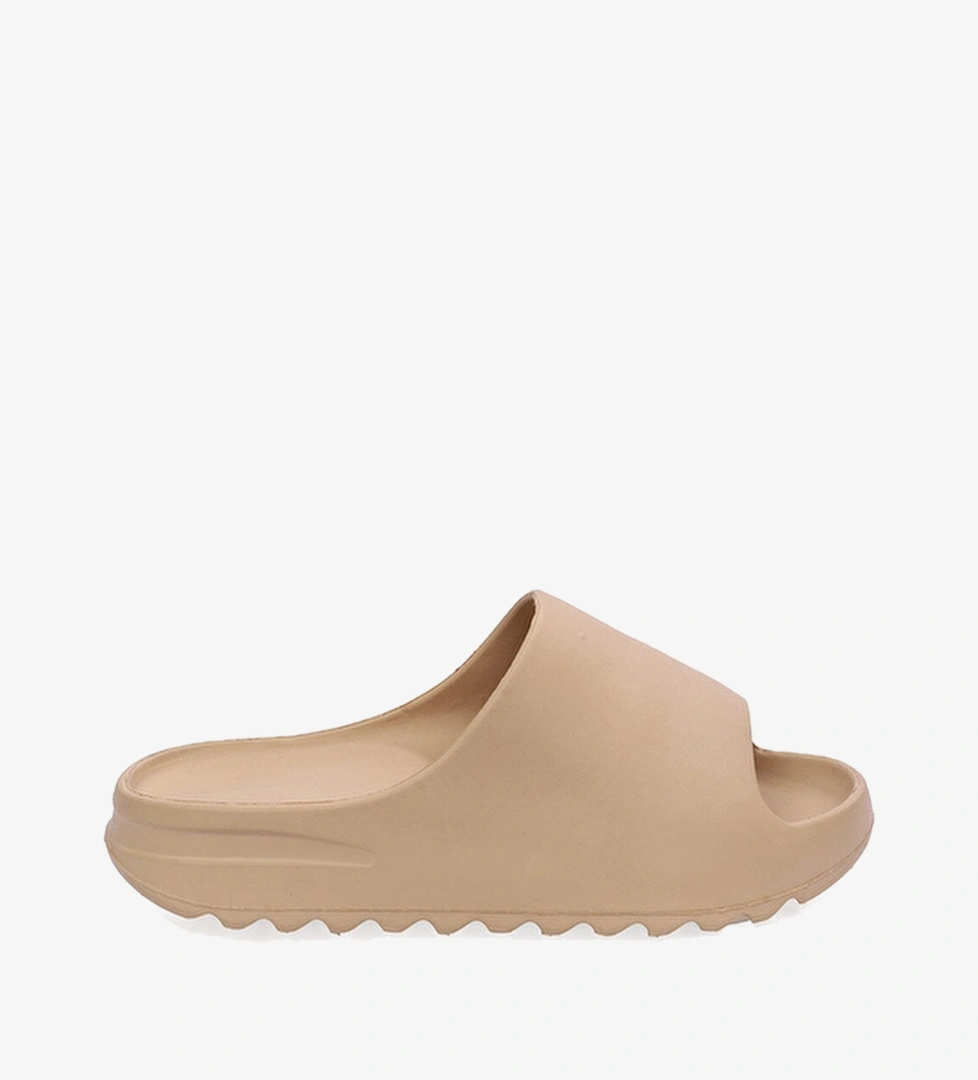 First Company Vizon First Company 26y Yeezy