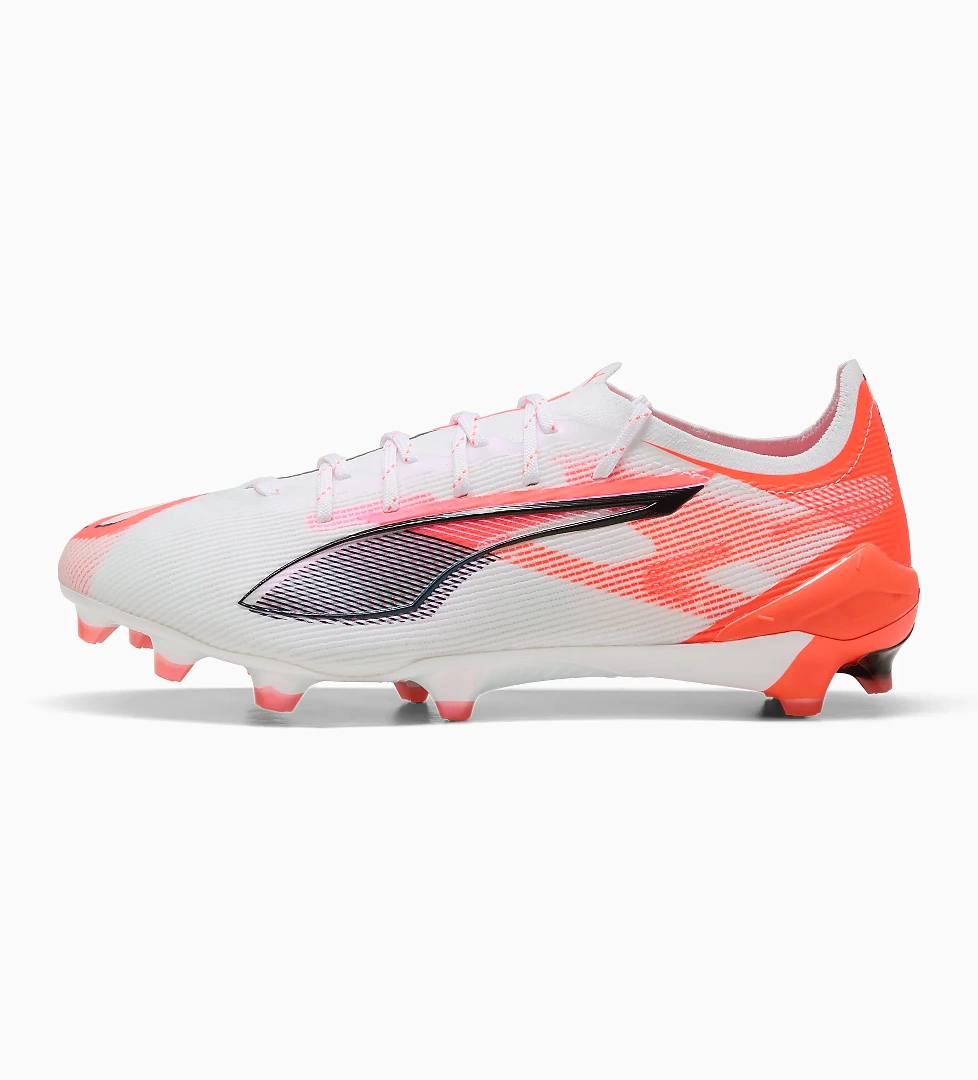Puma ULTRA 5 ULTIMATE FG Krampon model görseli