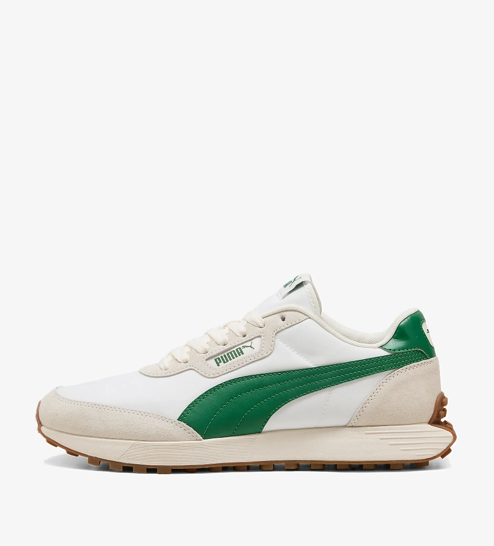 Puma Runtamed Lugged CLASSIC Ayakkabı model görseli
