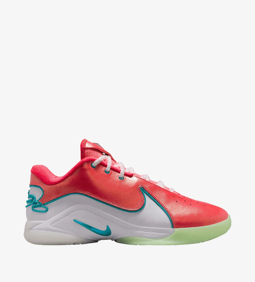 LeBron 22 EP 'Christmas Pack - Limelight'
