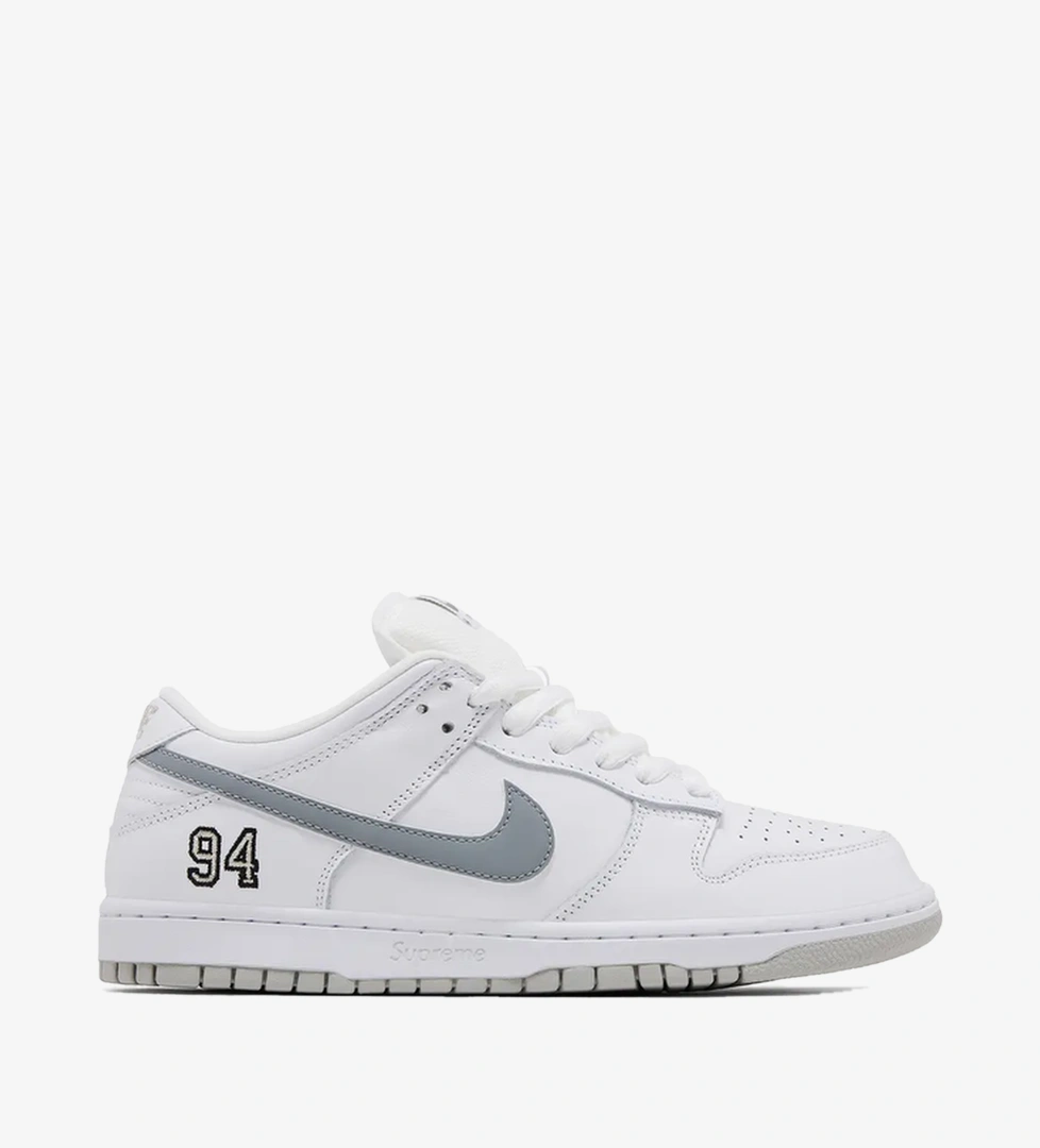 Nike Beyaz Nike Supreme X