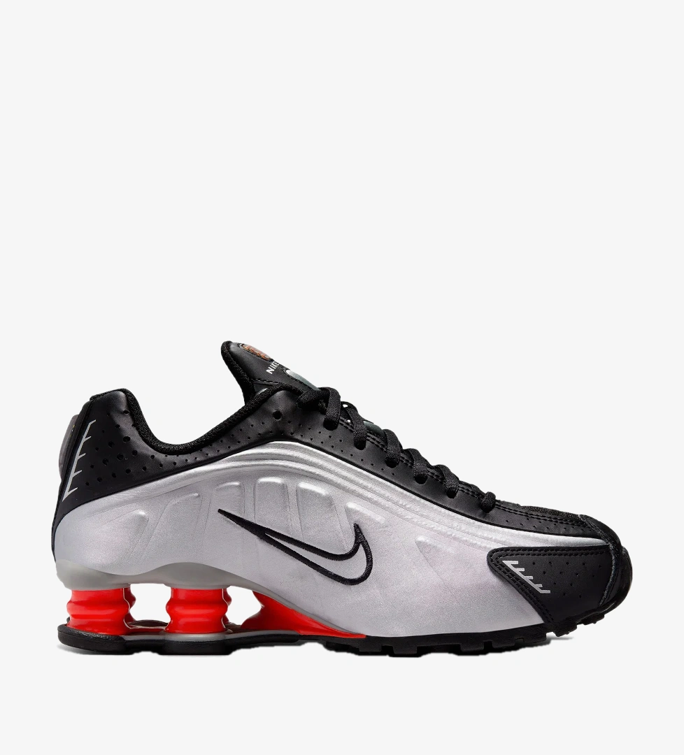 Nike Shox R4