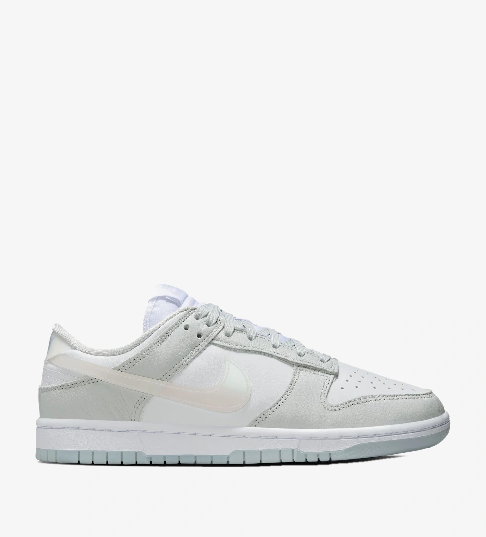 Nike Dunk Low Iridescent Ürün Listesi