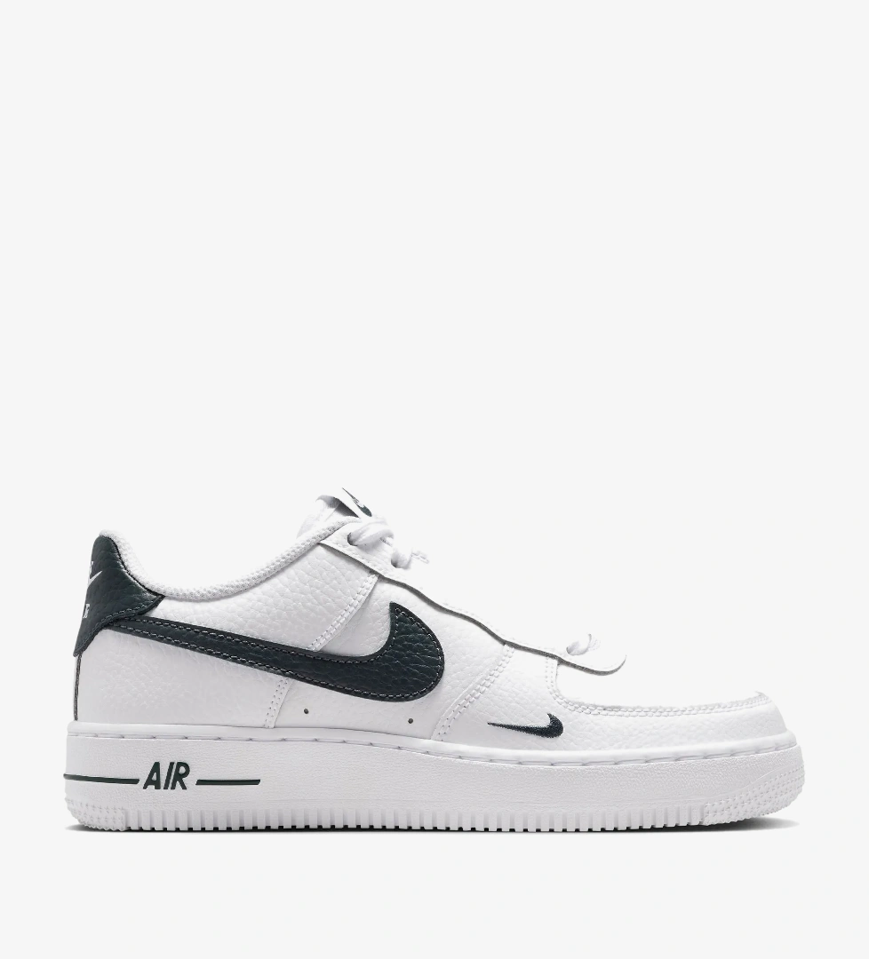 Nike Air Force 1 Genç Çocuk Beyaz Spor Ayakkabı