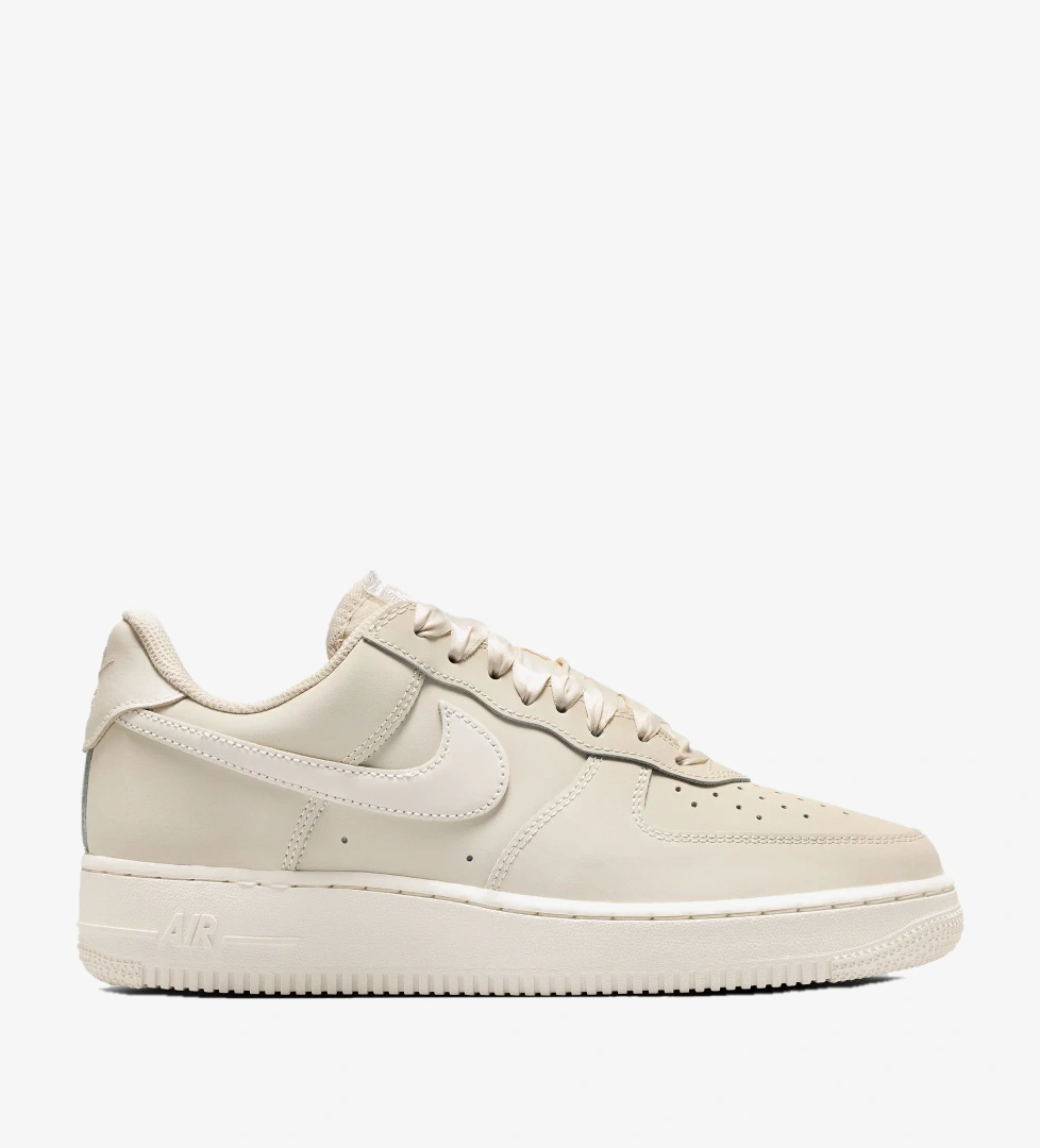 Nike Air Force 1 Retro Prm Kadın Beyaz Spor Ayakkabı