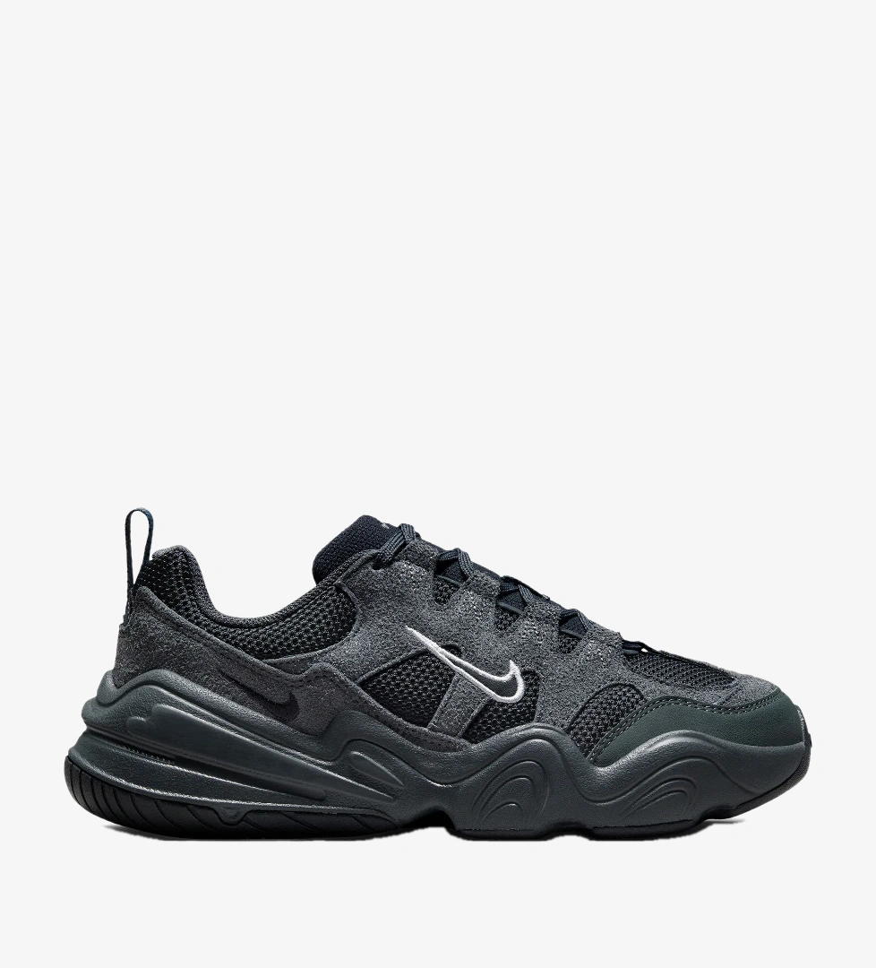 Gri Nike Tech
