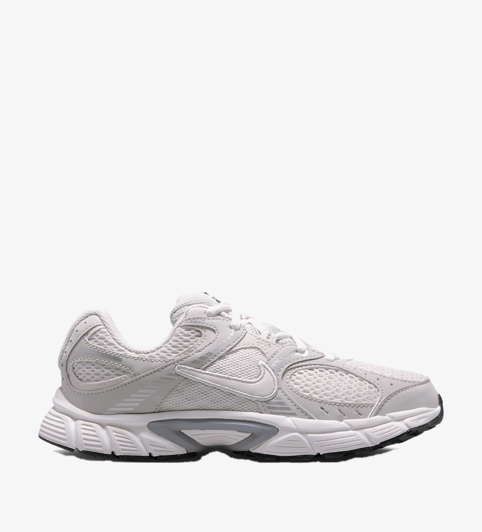 Bej Nike V5 Rnr