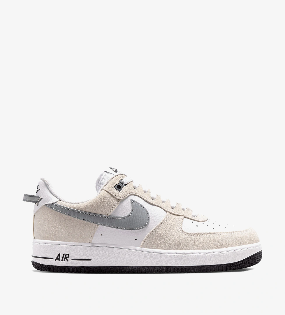 Nike Air Force 1 '07 LV8
