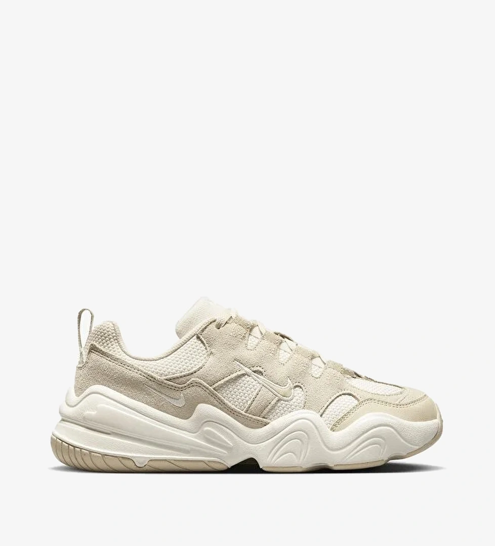 Nike Nike Tech Hera Kadın Bej Spor Ayakkabı model görseli