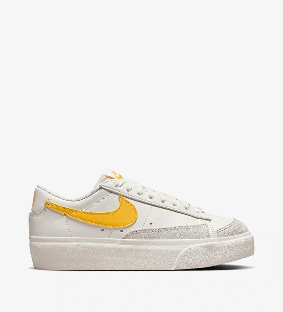 Nike Nike W Blazer Low Platform model görseli