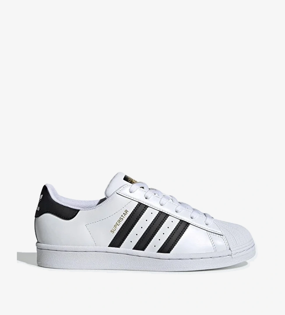 Adidas adidas Superstar model görseli