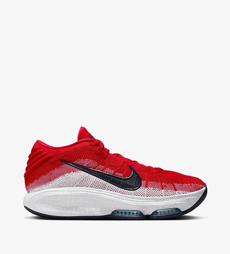 Nike Nike G.T. Hustle 3 model görseli