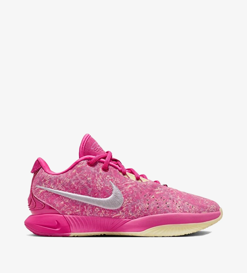 Nike Pembe Nike Lebron