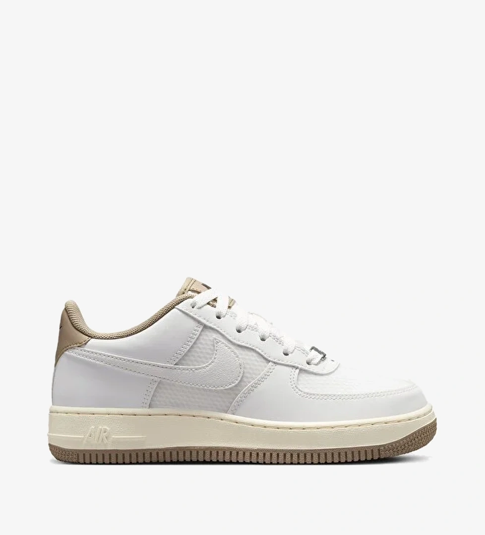 Nike Air Force 1 LV8 (Gs) - Görsel 1