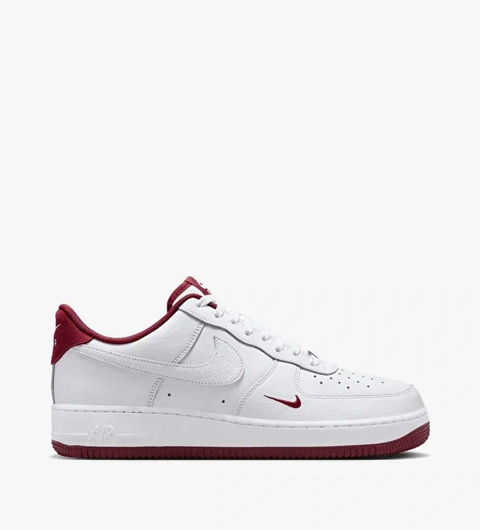 Nike Air Force 1 '07 LV8 - Görsel 1