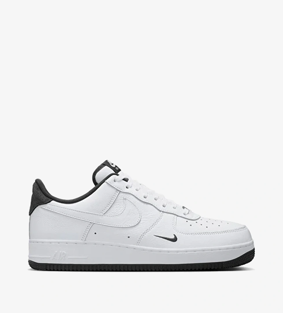 Nike Air Force 1 '07 LV8 - Görsel 1