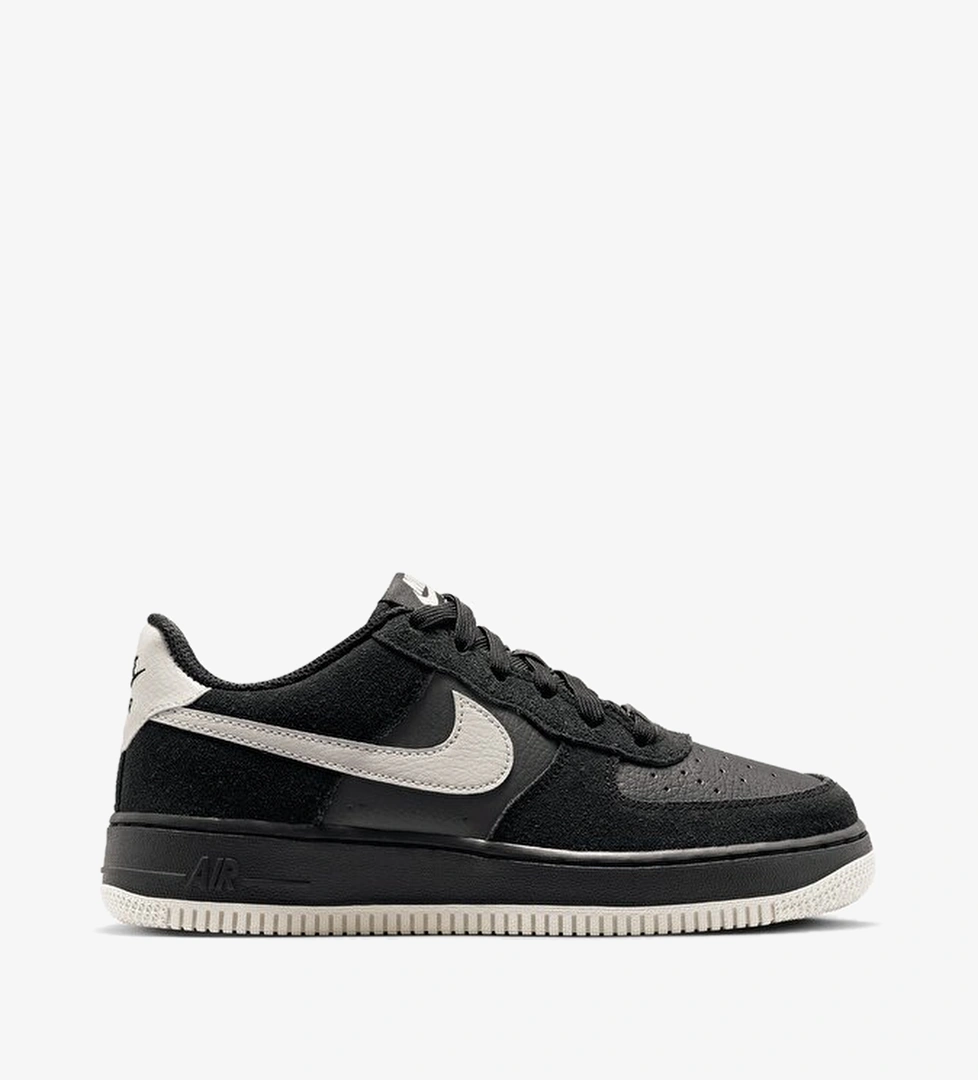 Nike Air Force 1 LV8 2 (Gs) - Görsel 1