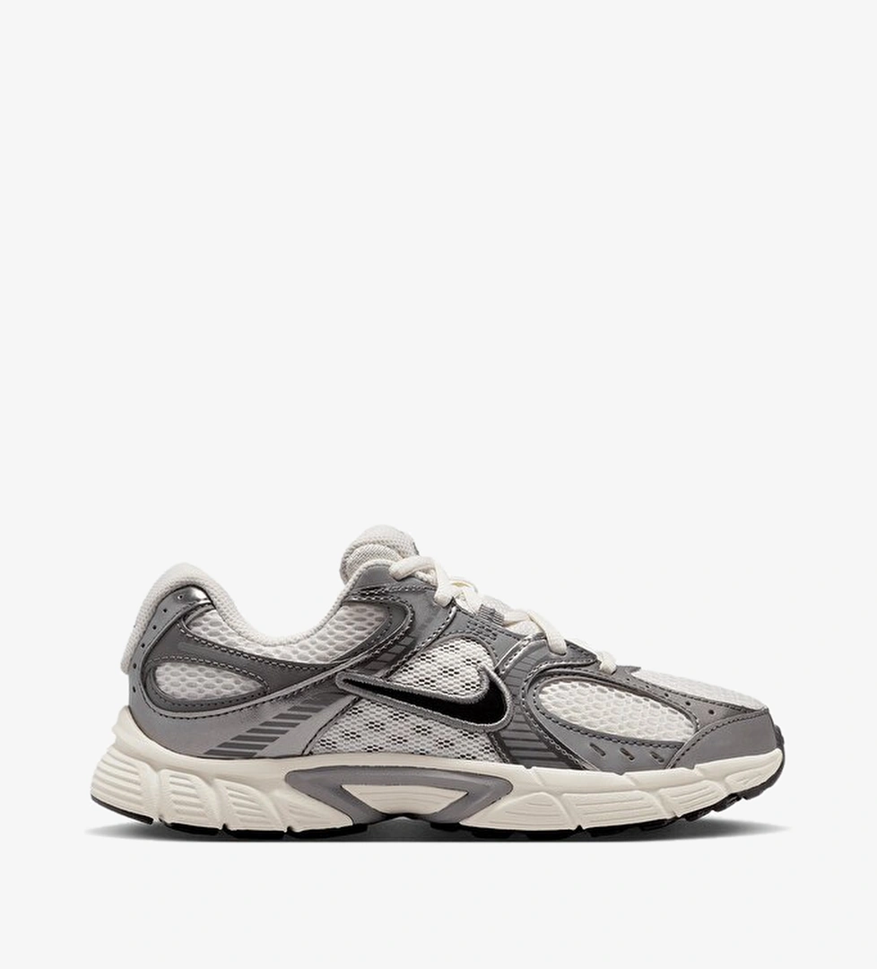 Nike Bej Nike V5 RNR (GS)