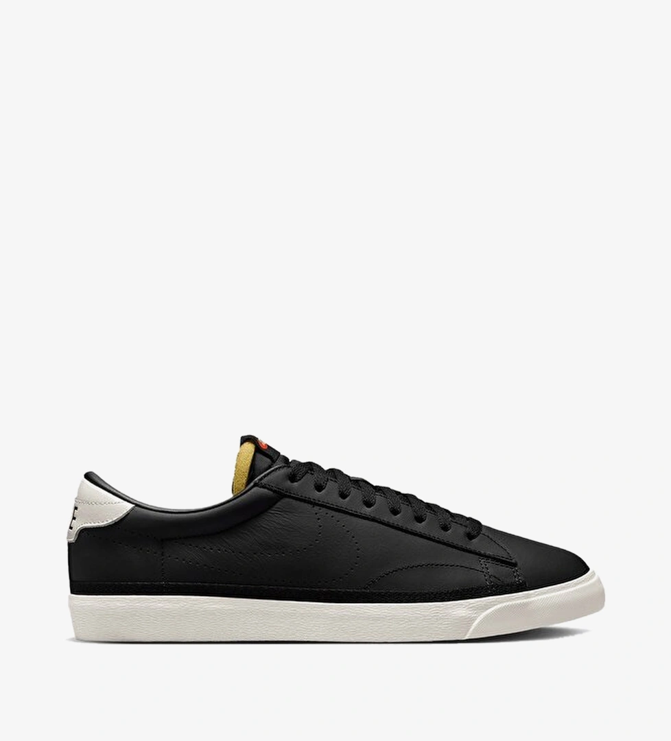 Nike Siyah Nike Classic