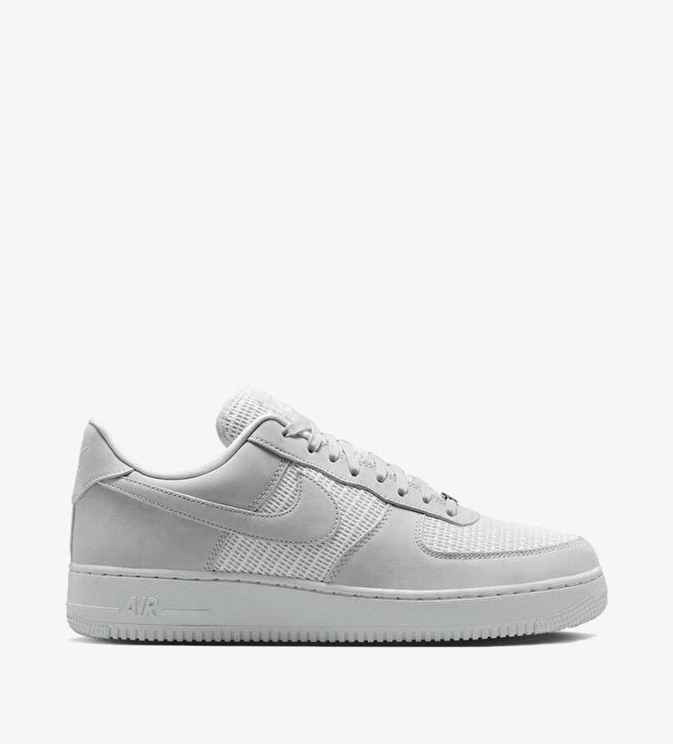 Nike Air Force 1 '07 LV8