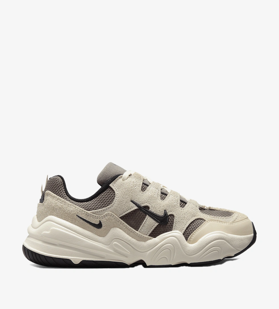 Nike Nike Bej Tech Hera Sneaks Up'ta! Bej - 1. görsel