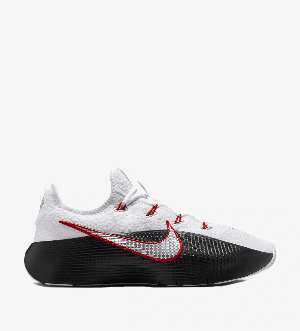 Nike Beyaz Siyah Nike Lebron Tr