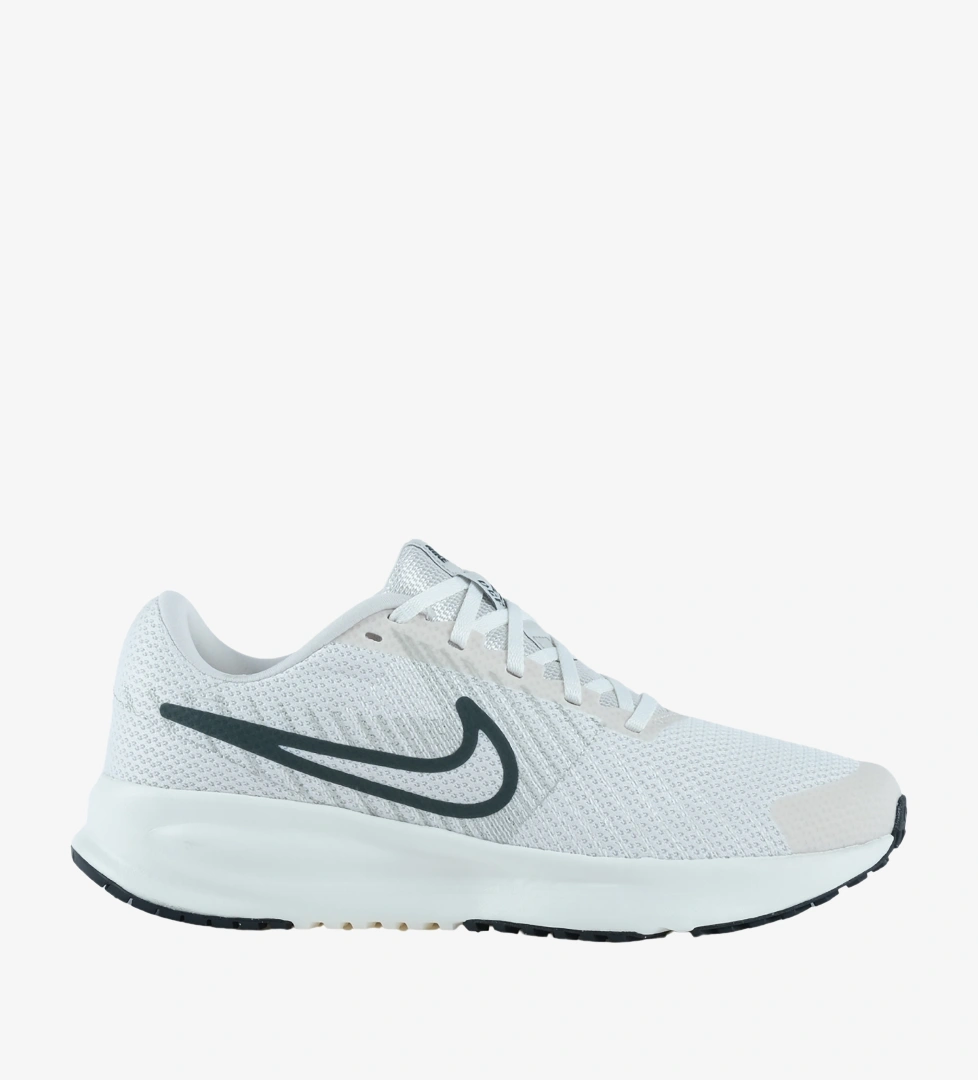 Beyaz Nike Run