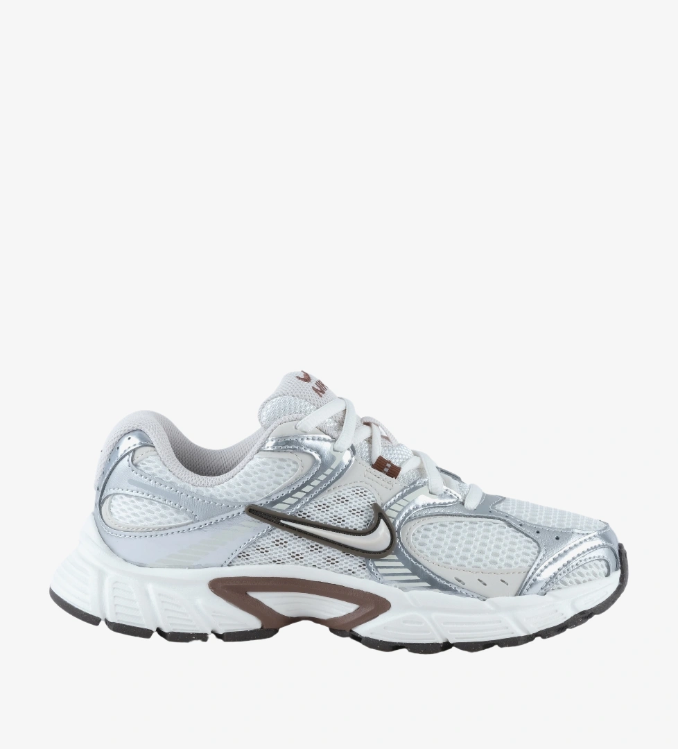 Nike V5 Runner Kadın Krem Spor Ayakkabı (HQ7901-102)