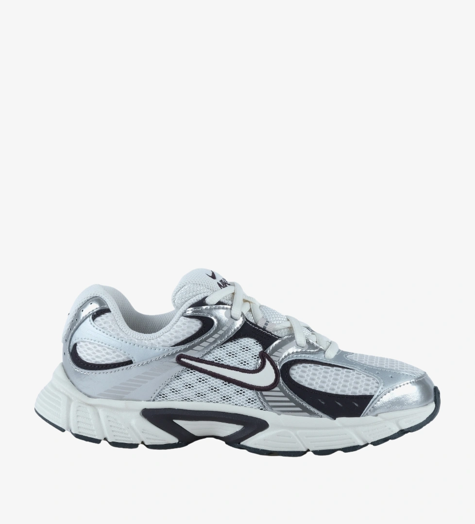 Nike V5 RNR Kadın Krem Spor Ayakkabı (HQ6411-005)